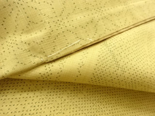  未使用品　縞に草花模様織り出し本場大島紬着物(7マルキ)